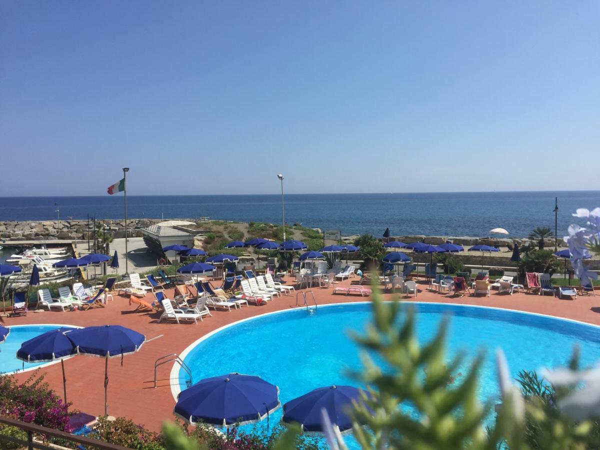 Casa Di Rosa Lägenhet San Lorenzo al Mare Exteriör bild